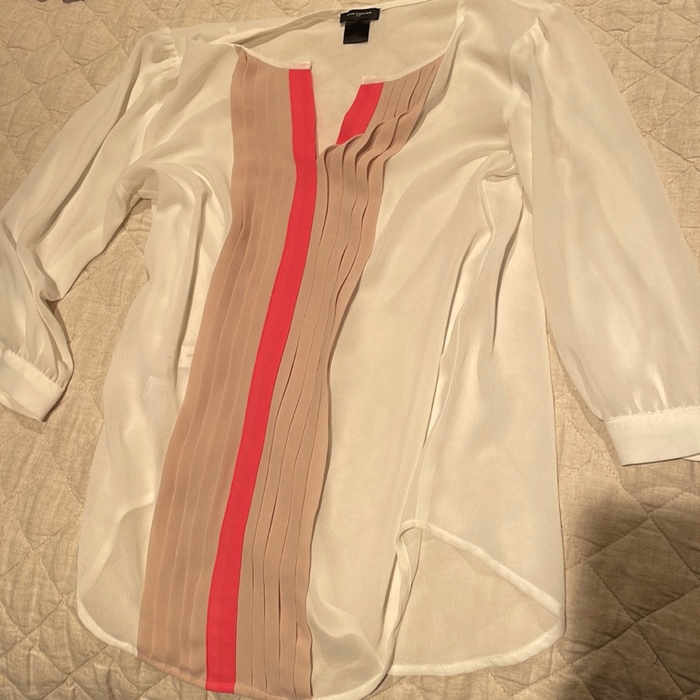 Ann Taylor Chiffon-like Blouse